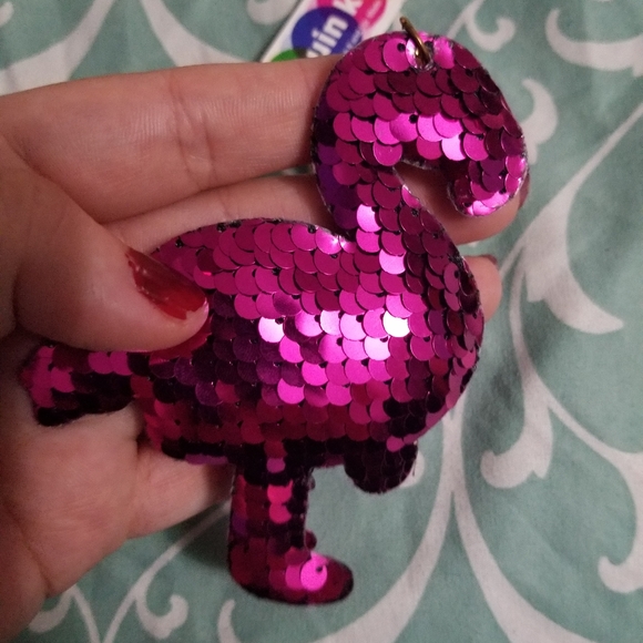 Sequin Flaming Keychain - Picture 2 of 3